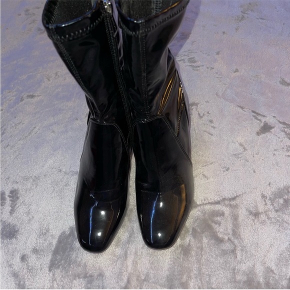 Cape Robbin black closed heels/ boots, clear heel - Picture 3 of 9